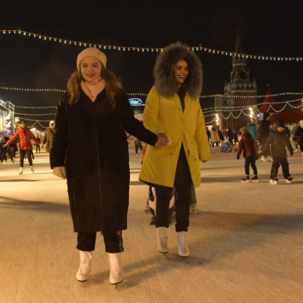 Где покататься на коньках