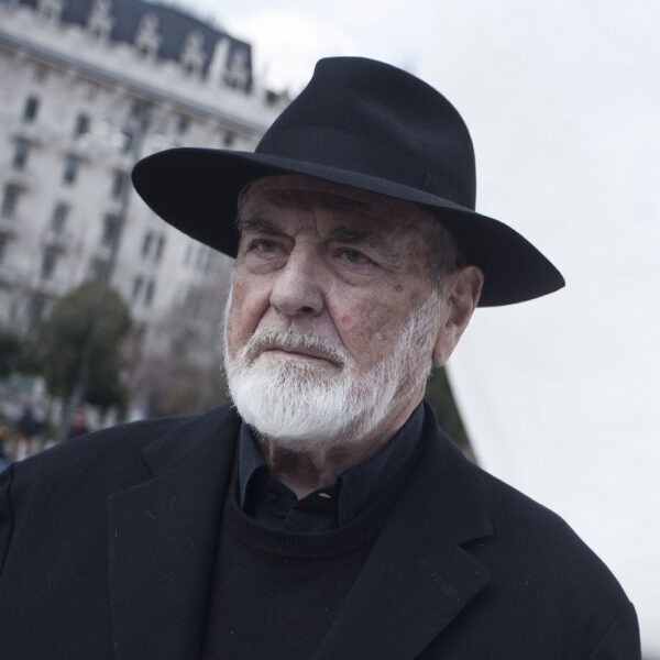 Выставка «Микеланджело Пистолетто. Ретроспектива»