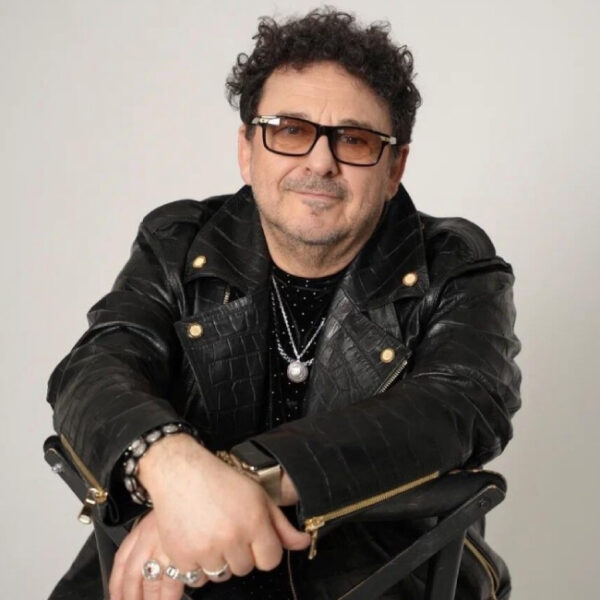 Концерт Игоря Саруханова