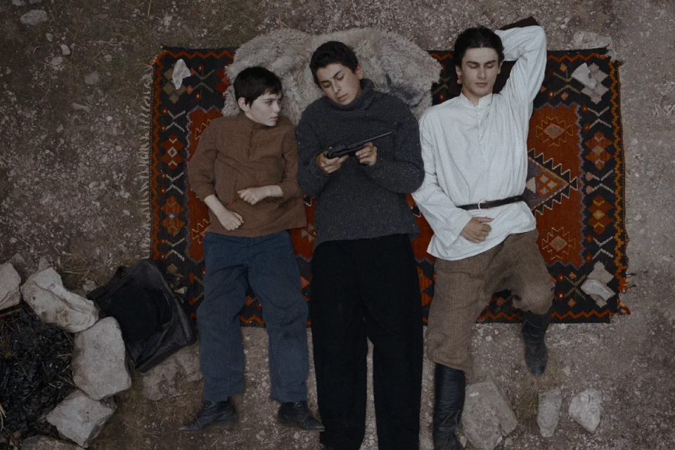 Фильм «Семь чёрных бумаг» (2024): почему дети прятали похоронки в годы Великой Отечественной войны