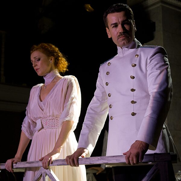 Спектакль «Снился мне сад…» в театре Елены Камбуровой