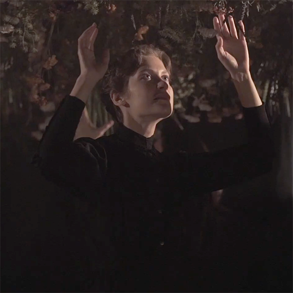 Спектакль «Поле» в театре «Практика»