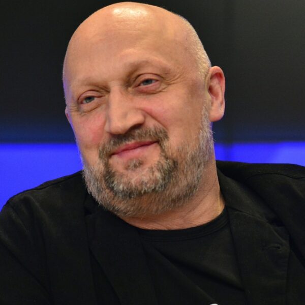 Литературные чтения «БеспринцЫпные чтения»: программа «Только о любви»