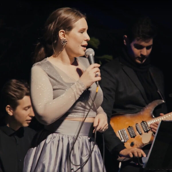 Концерт Светланы Жаворонковой и «Secret Atelier»
