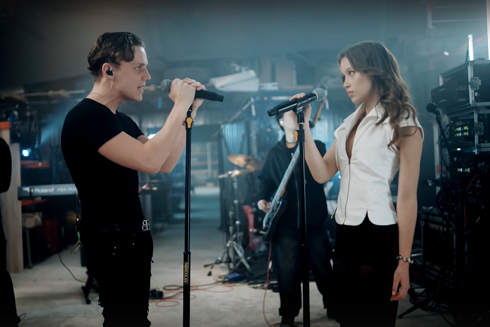 Песня «Силуэт» Вани Дмитриенко и Ани Пересильд: главный хит осени 2025