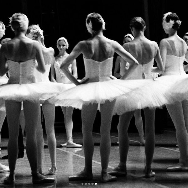 Выставка Ксандера Париша «Life in Russian ballet»