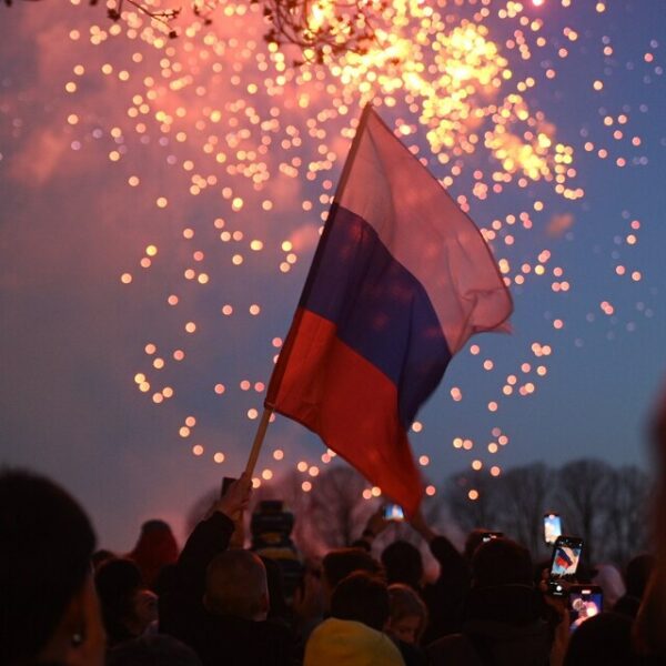 Салют на День Победы