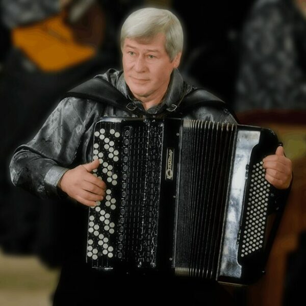 Концерт «Старый Новый год в кругу друзей»