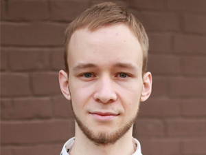 Денис Иванов