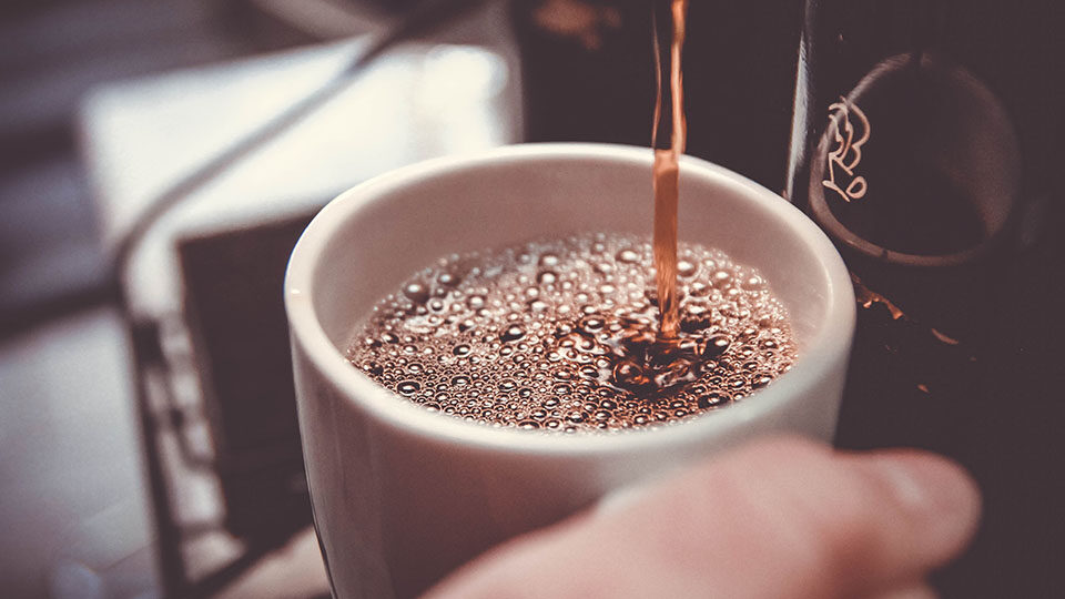 18 лучших недорогих кофемашин для дома в 2025 году