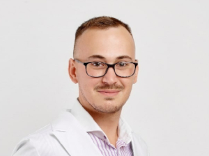 Дмитрий Захаров