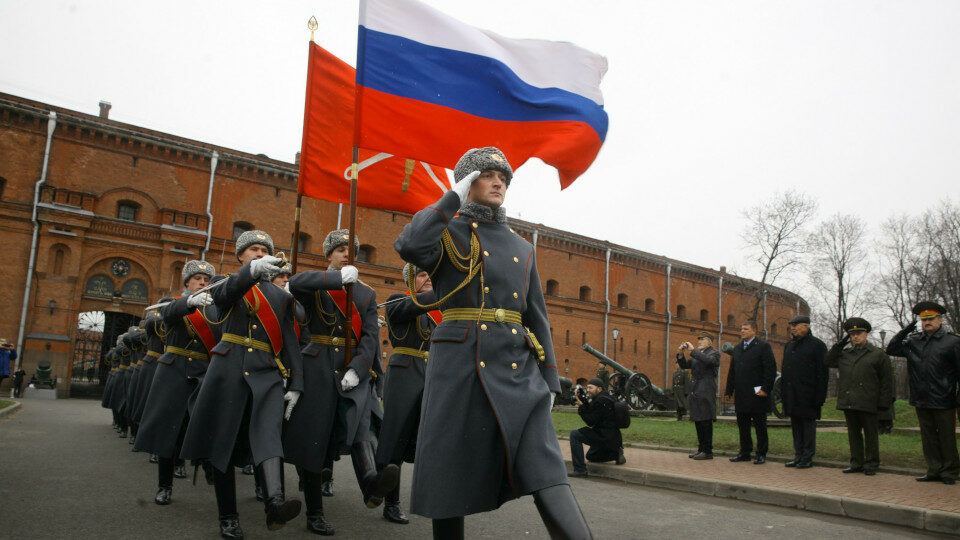 24 февраля 2026 — выходной или рабочий день в России?