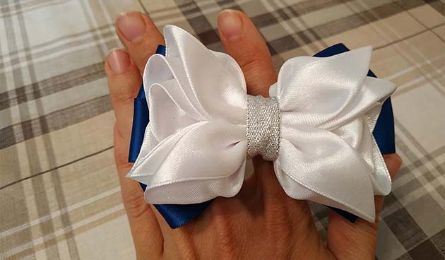 Бантик на резинке для волос