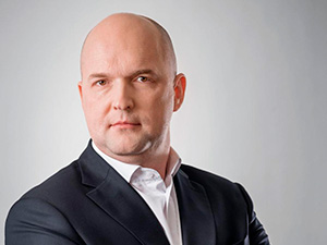 Максим Сыромахо
