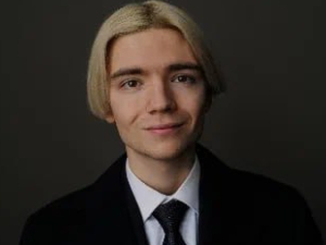 Александр Вайс