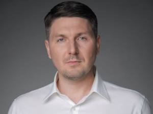 Сергей Маслов