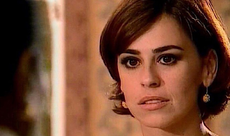 Звезда сериала «Клон» впервые стала бабушкой