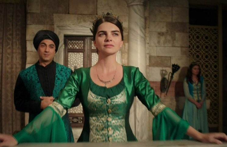 Дворец достойный дочери Сулеймана или где живет Пелин Карахан с мужем и детьми