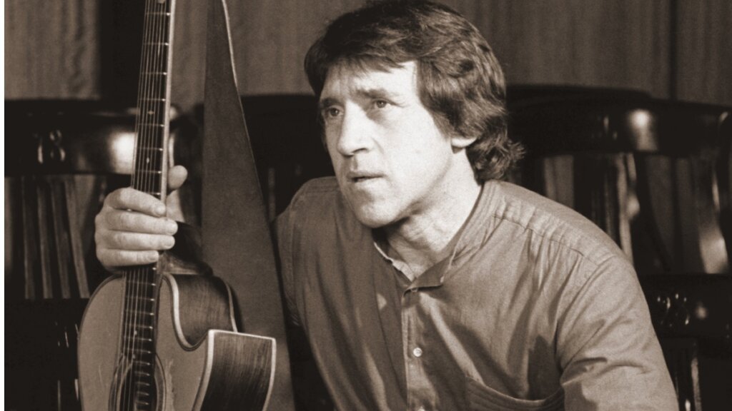 Сын Владимира Высоцкого собирается снять сериал об отце