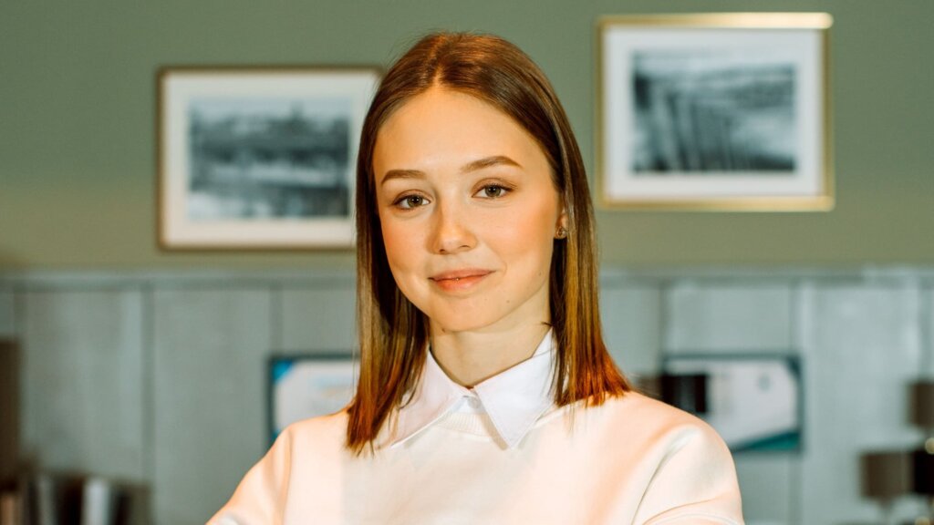 Пуговка появится в перезапуске «Папиных дочек»