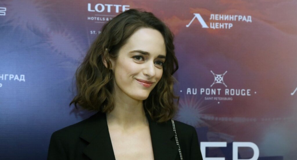 Ольга Зуева с дочерью от Данилы Козловского вернулась в Россию