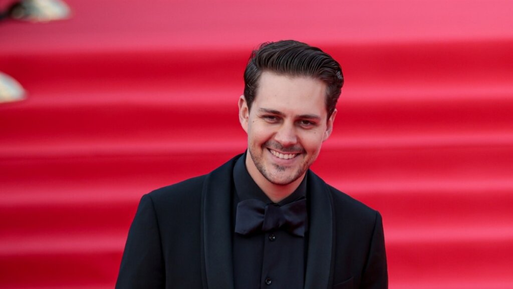 Невеста Милоша Биковича ждет ребенка