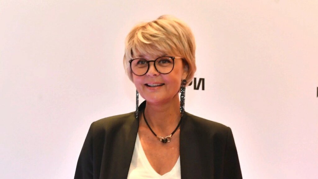 Поразительно похожая на маму Юлия Меньшова трогательно поздравила Веру Алентову с днем рождения