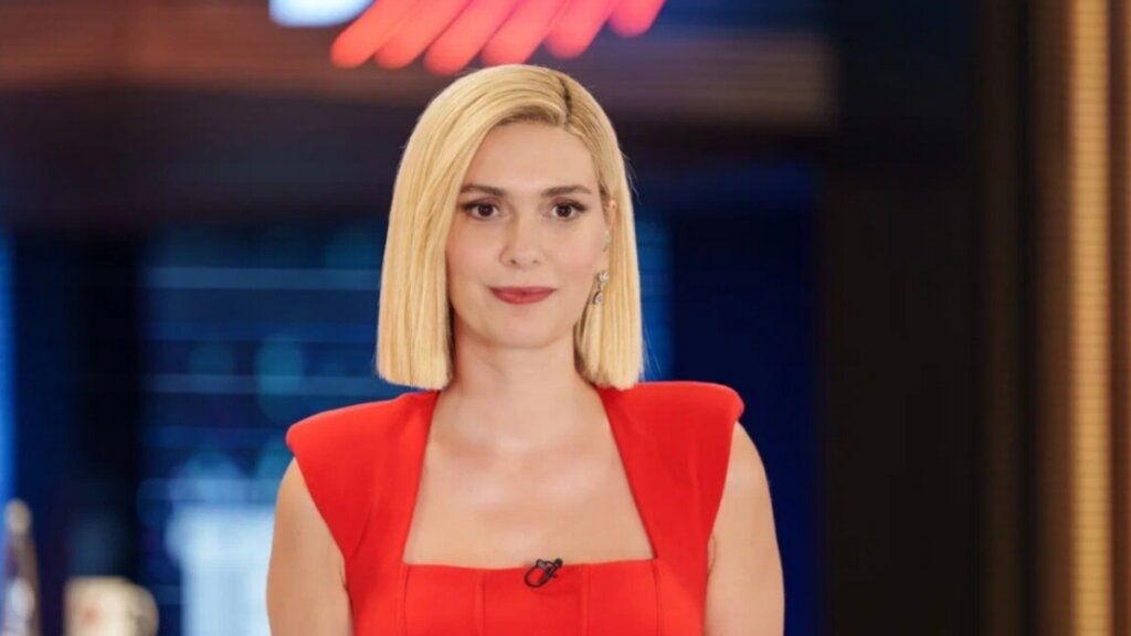 В России покажут турецкий сериал «Дилемма» («Кровавый эфир») с Бергюзар Корель в главной роли