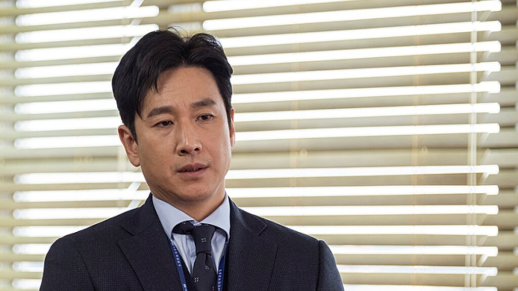 Трагедия Ли Сон-гюна — примерный отец и муж, покончивший с собой из-за травли и давления полиции