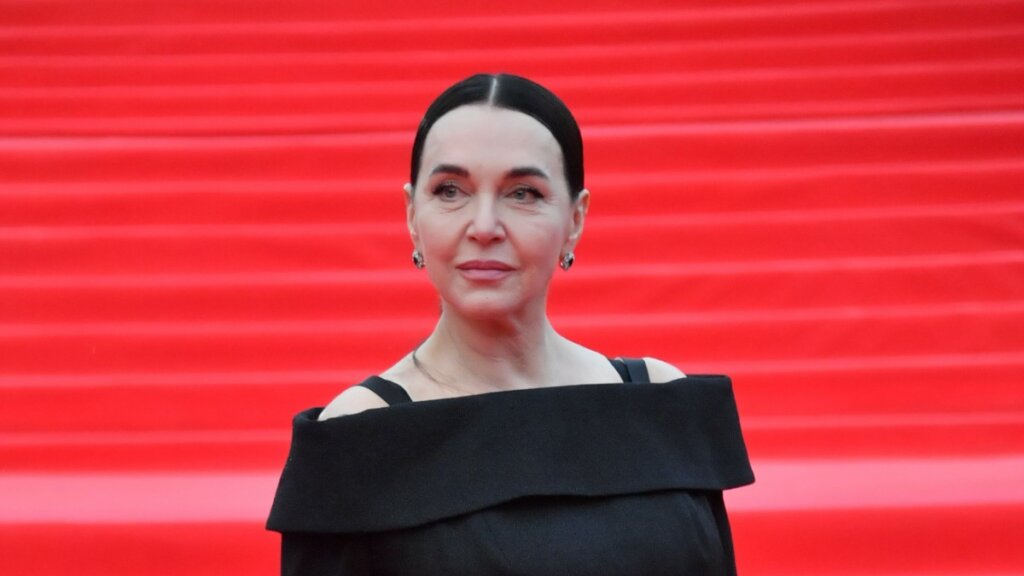 59-летняя актриса Татьяна Лютаева опубликовала фото со свадьбы