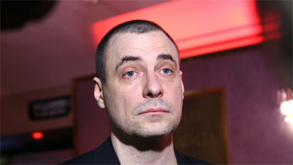 «Просто копия»: Евгений Цыганов опубликовал редкое фото старшего 18-летнего сына