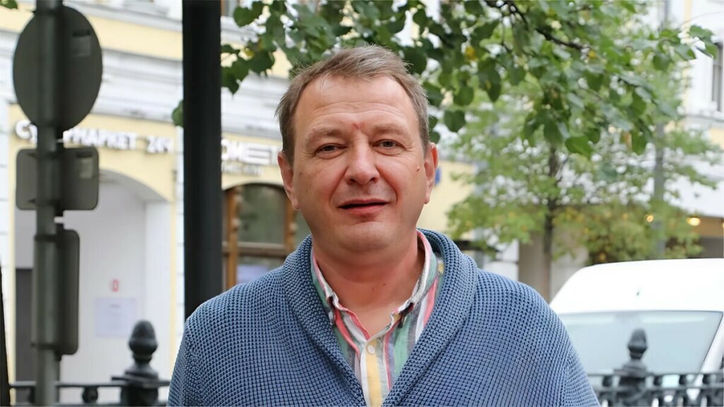 «Сбежала от бухого бати»: дочь Марата Башарова раскрыла правду о жизни с ним