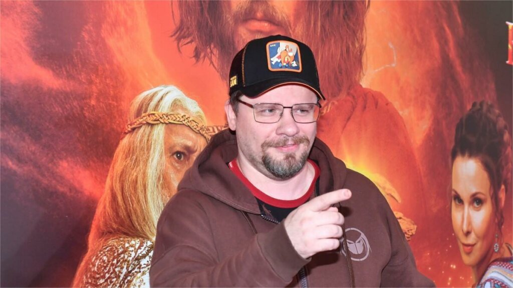 Женатый Гарик Харламов тратит на себя миллионы