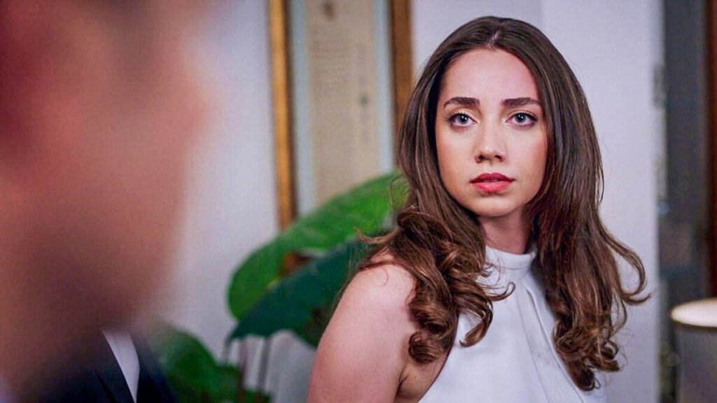 Гёркем убила отца: описание 82 серии «Клюквенного щербета»