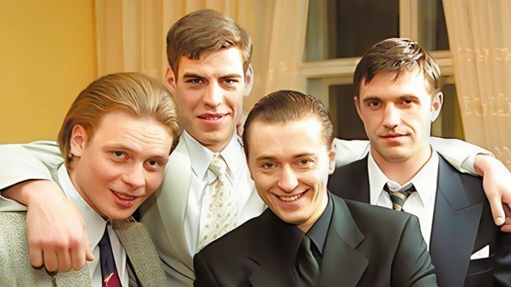 Счастье «Бригады»: личная жизнь актеров культового сериала и как выглядят их вторые половинки