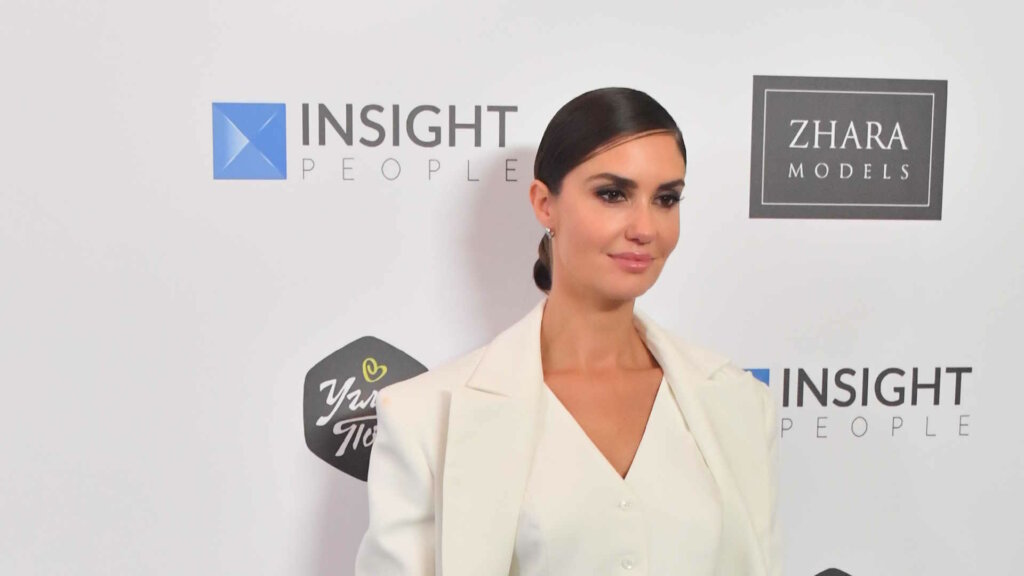 Сына Прилучного и Муцениеце дразнят в школе из-за эротических выступлений матери: вот почему