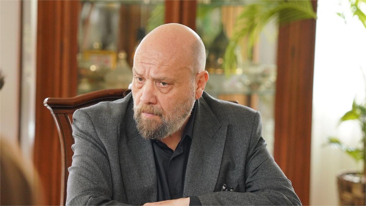 «Көршілер» эротикалық фильмін көріңіз