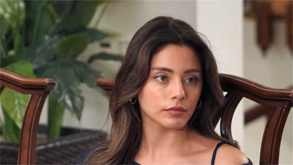 Турецкая актриса Сыла Тюркоглу стала самой красивой женщиной мира