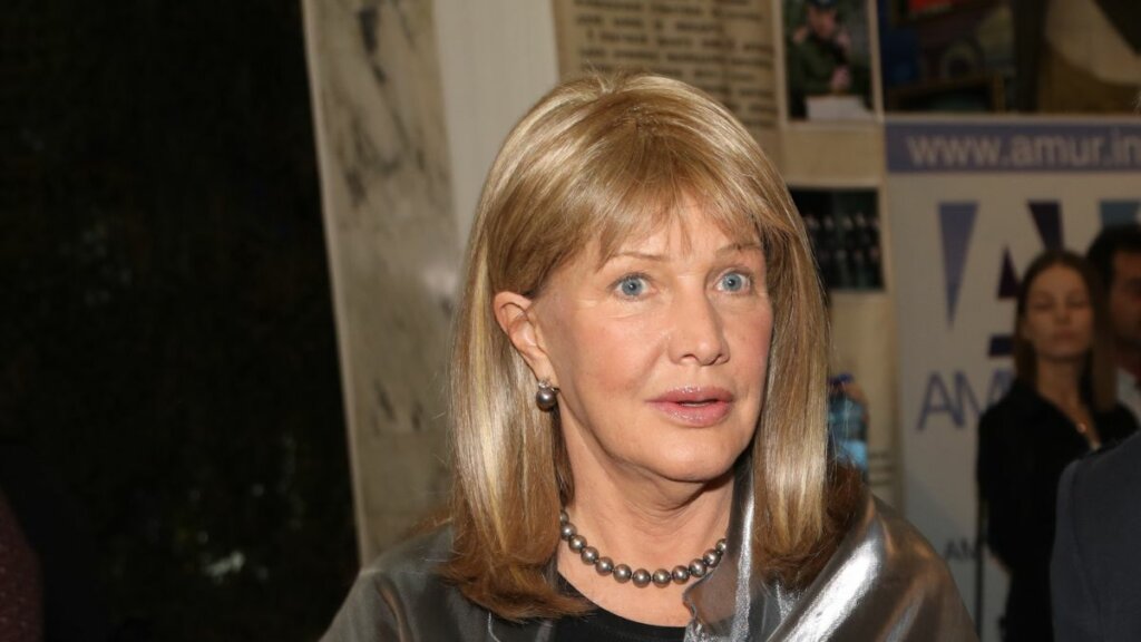 Раскрыта правда о четвертом браке Елены Прокловой: контракт, завещание и похороны в одной могиле