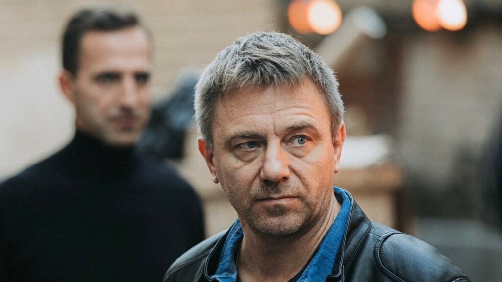 Первая жена на 16 лет младше, тайно стал отцом в 55 лет: о чем молчит скрытный актер Ростислав Бершауэр