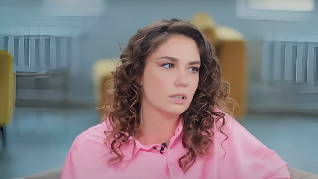 Агату Муцениеце раскритиковали за жестокие игры с дочерью: «Мия не пострадала»