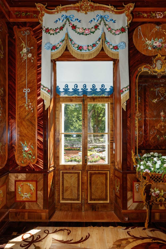 интерьер комнаты во дворце