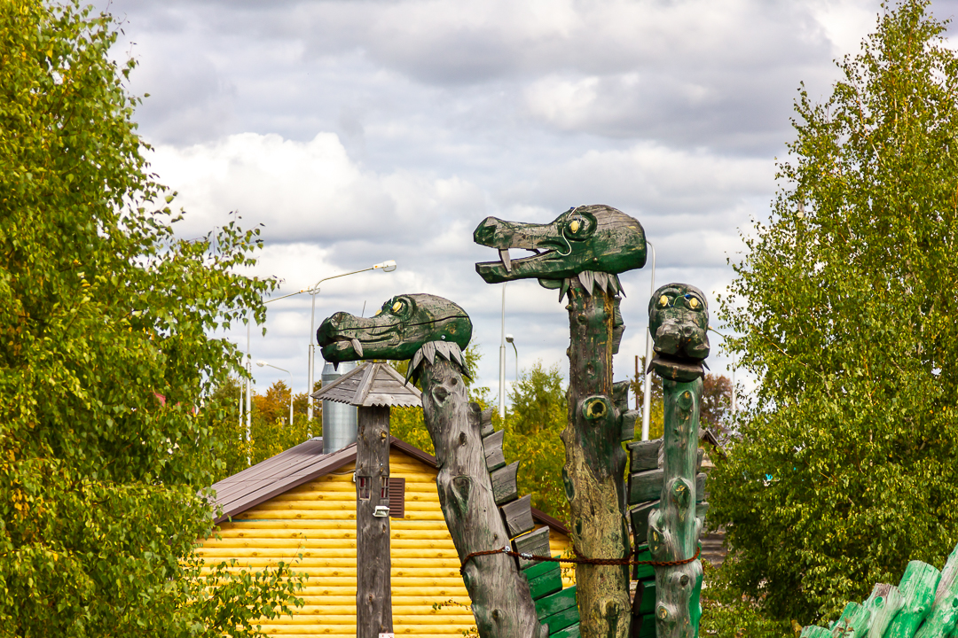 деревянный трехглавый змей горыныч