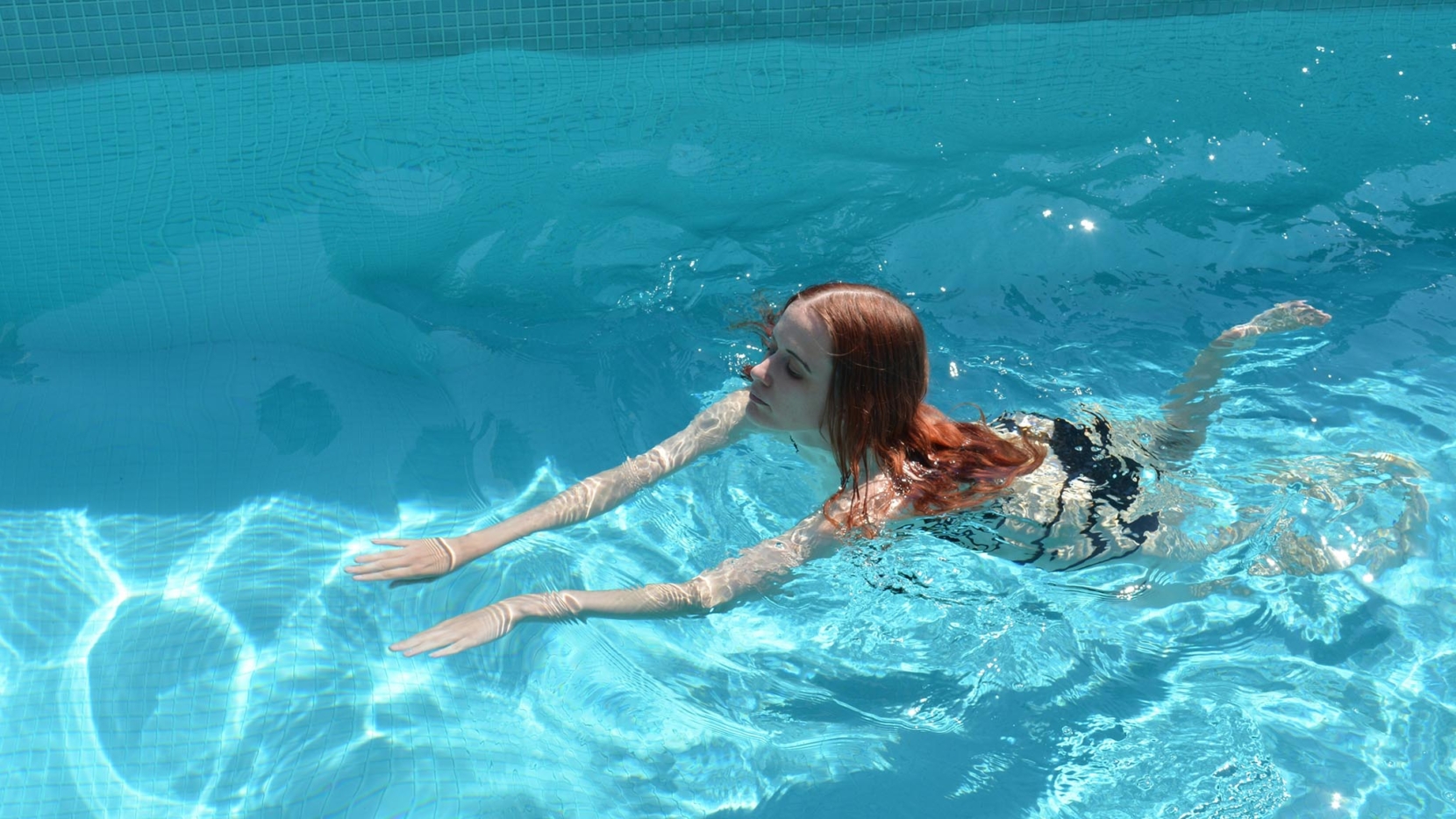 Complex water. Термовода челябинск вишневая горка. Бассейн voda сестрорецк. Акваклуб на дубровинского красноярск. Complex water.