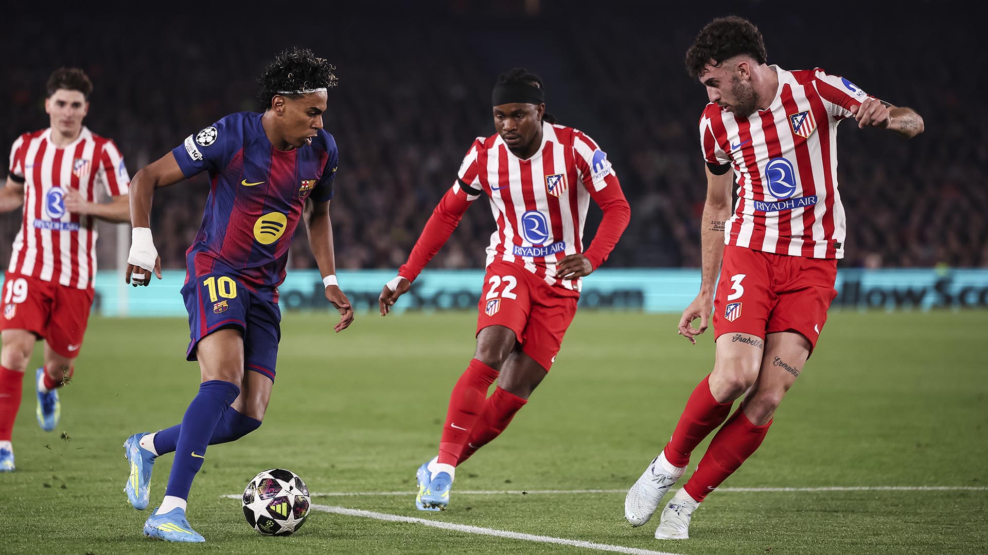 ФК «Атлетико Мадрид» — ФК «Барселона». Фото: globallookpress.com/Javier Borrego