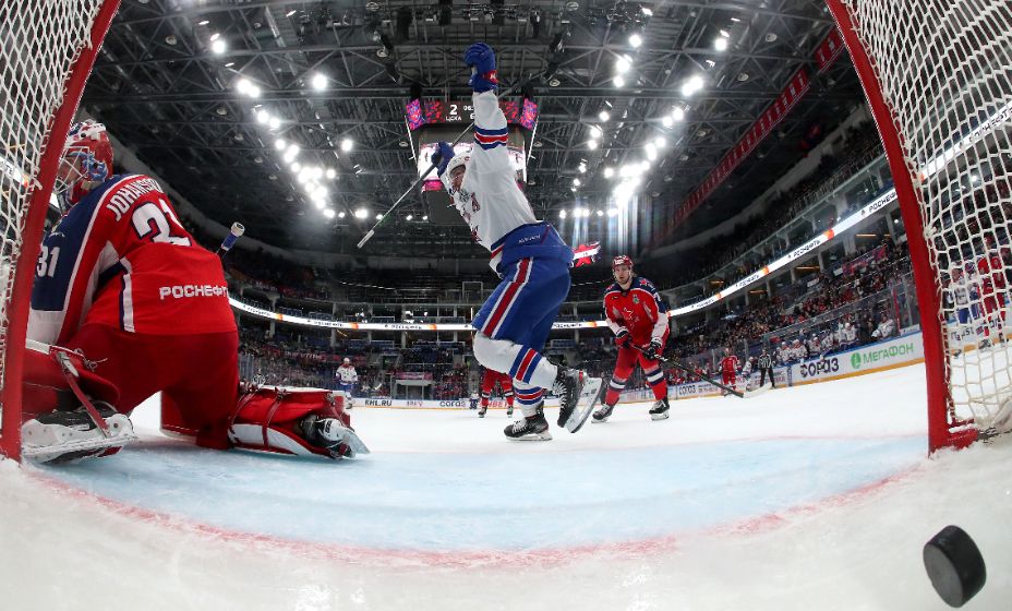 ХК ЦСКА и ХК СКА встретились  в полуфинале Кубка Гагарина. Фото: ТАСС