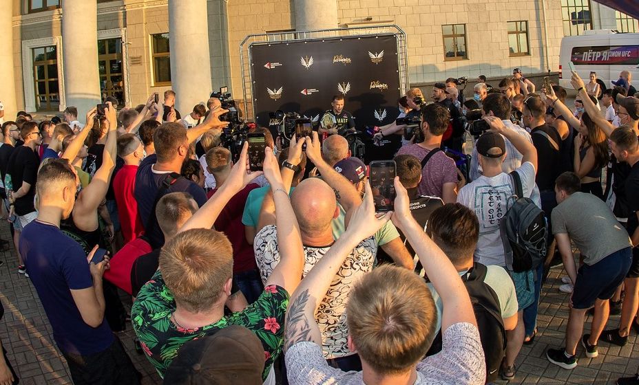 Болельщики Петра Яна. Фото: Пресс-служба клуба «Архангел Михаил»