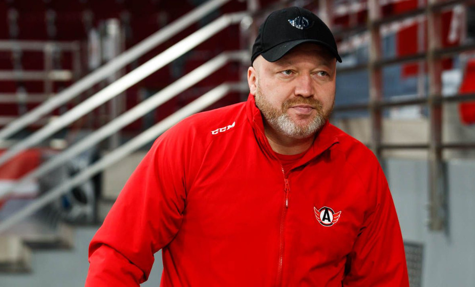 Заварухин: «Автомобилист» не выдержал темп «Металлурга». Фото: ХК «Автомобилист»