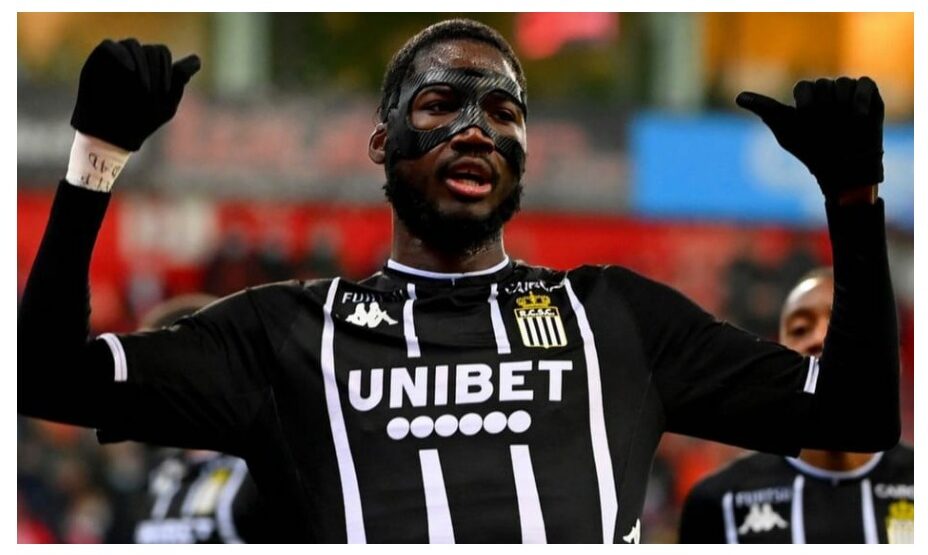 Шамар Николсон, футбол