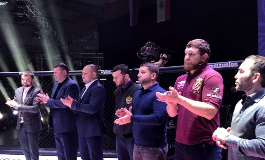 В Саратове состоялся Всероссийский турнир по смешанным единоборствам памяти Абдулманапа Нурмагомедов. Фото: ММА России